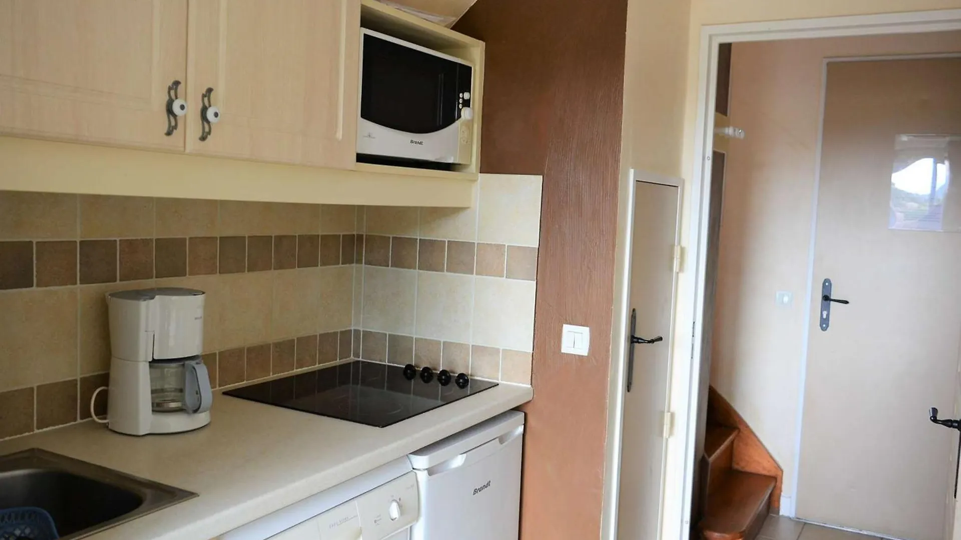 Maison Duplex 5P Avec Terrasse, Wifi Et Parking, Grospierres - Fr-1-382-86 0*,